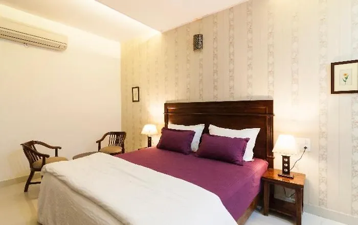 White Tulips Home Stay Jaipur